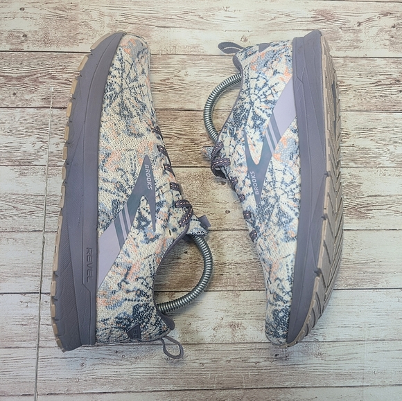 Brooks Revel 5 White Purple Pink Blue Running Walking Shoes Size 9.5 - Picture 6 of 11